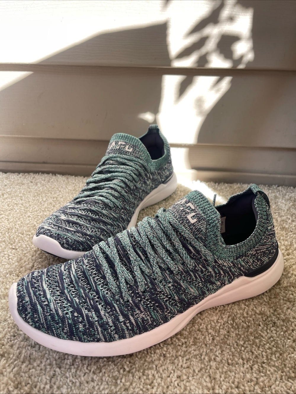 APL TechLoom Wave Hybrid Running Shoe Blue Green Women’s 8.5